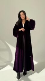عباية مخمل مبطن موف