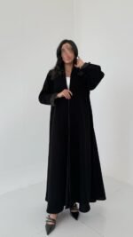 ⁦عباية كريب ملكي أسود⁩ - الصورة ⁦3⁩