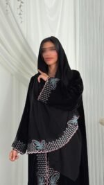 ⁦عباية بتطريز انيق⁩ - الصورة ⁦5⁩