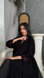 ⁦عباية شيفون بتطريز الأطراف عنابي⁩ - الصورة ⁦4⁩